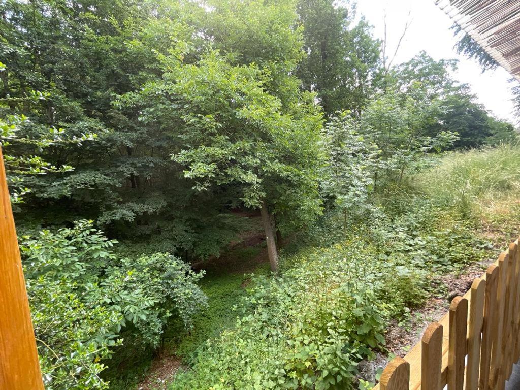 Les Lilas Marche-en-Famenne Exterior foto